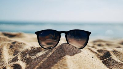 Como proteger os óculos de sol durante as férias? - Jorge Oculista