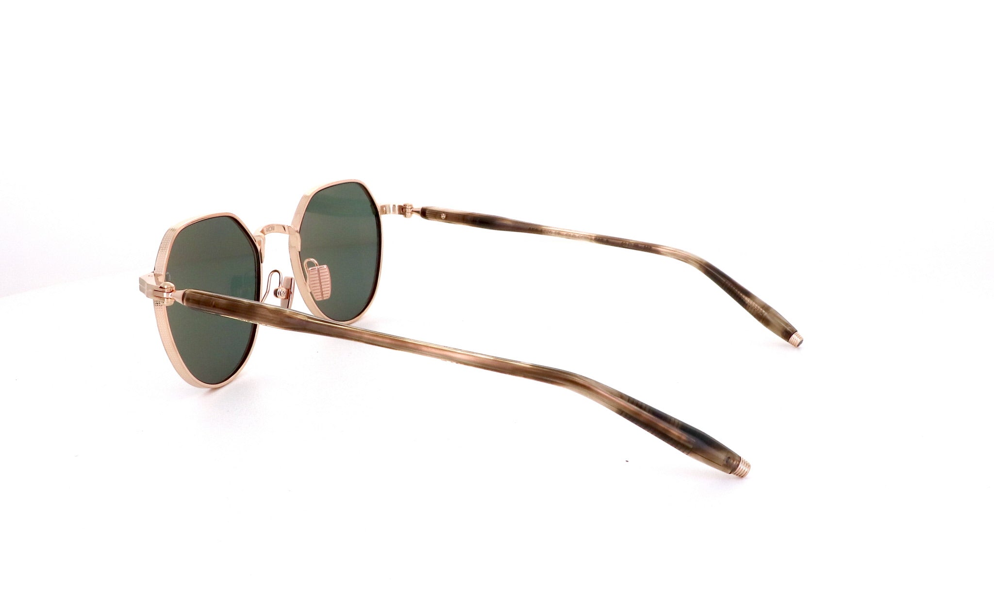 AKONI AK THEMIS - Jorge Oculista