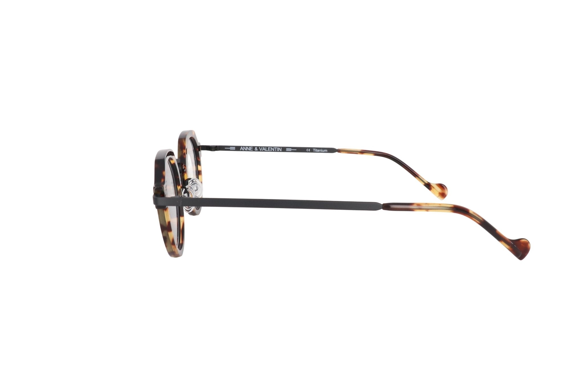 ANNE & VALENTIN AV M2 - Jorge Oculista