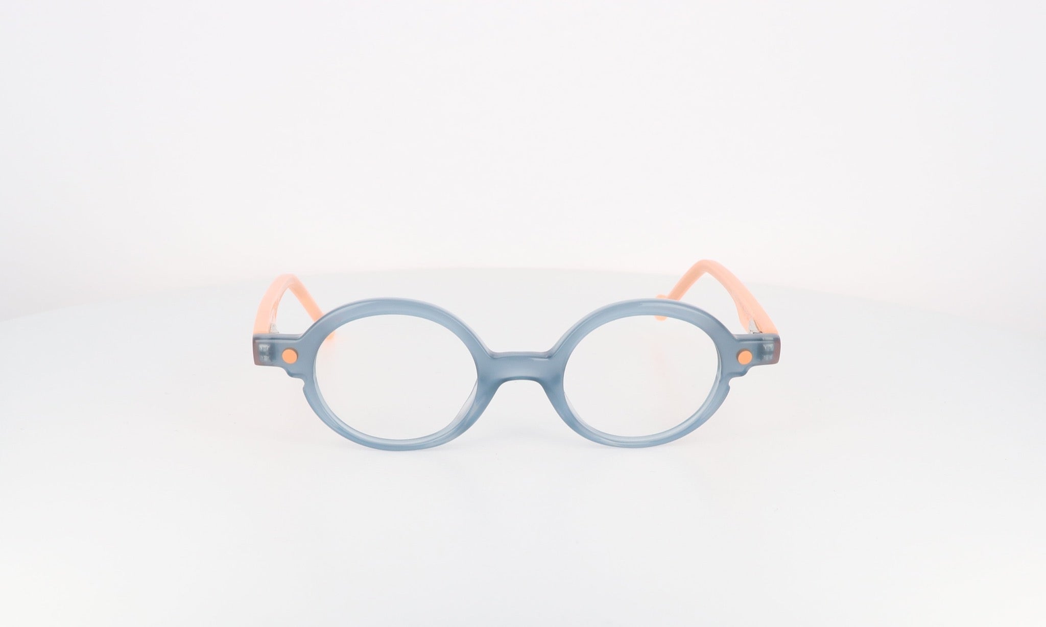 ANNE & VALENTIN AV MANO - Jorge Oculista