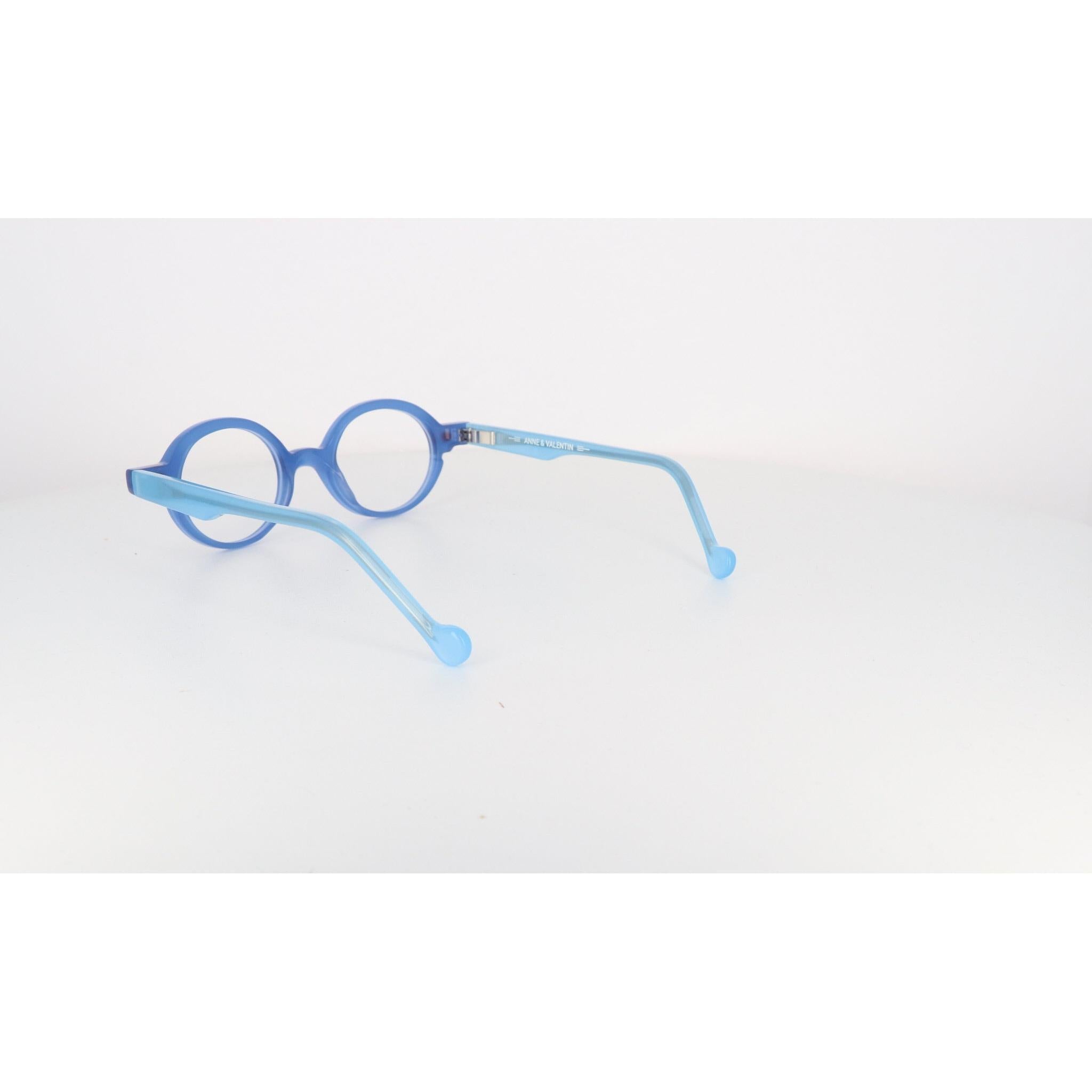 ANNE & VALENTIN AV MANO - Jorge Oculista