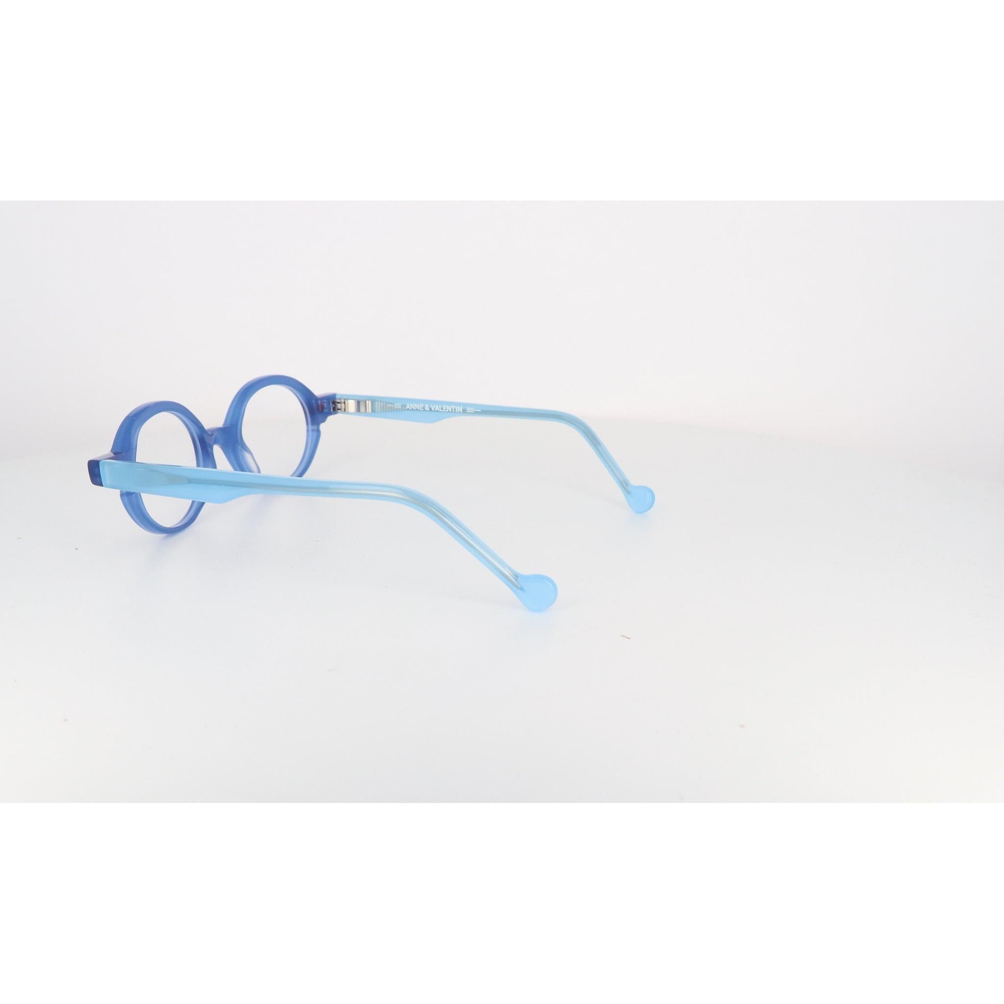 ANNE & VALENTIN AV MANO - Jorge Oculista