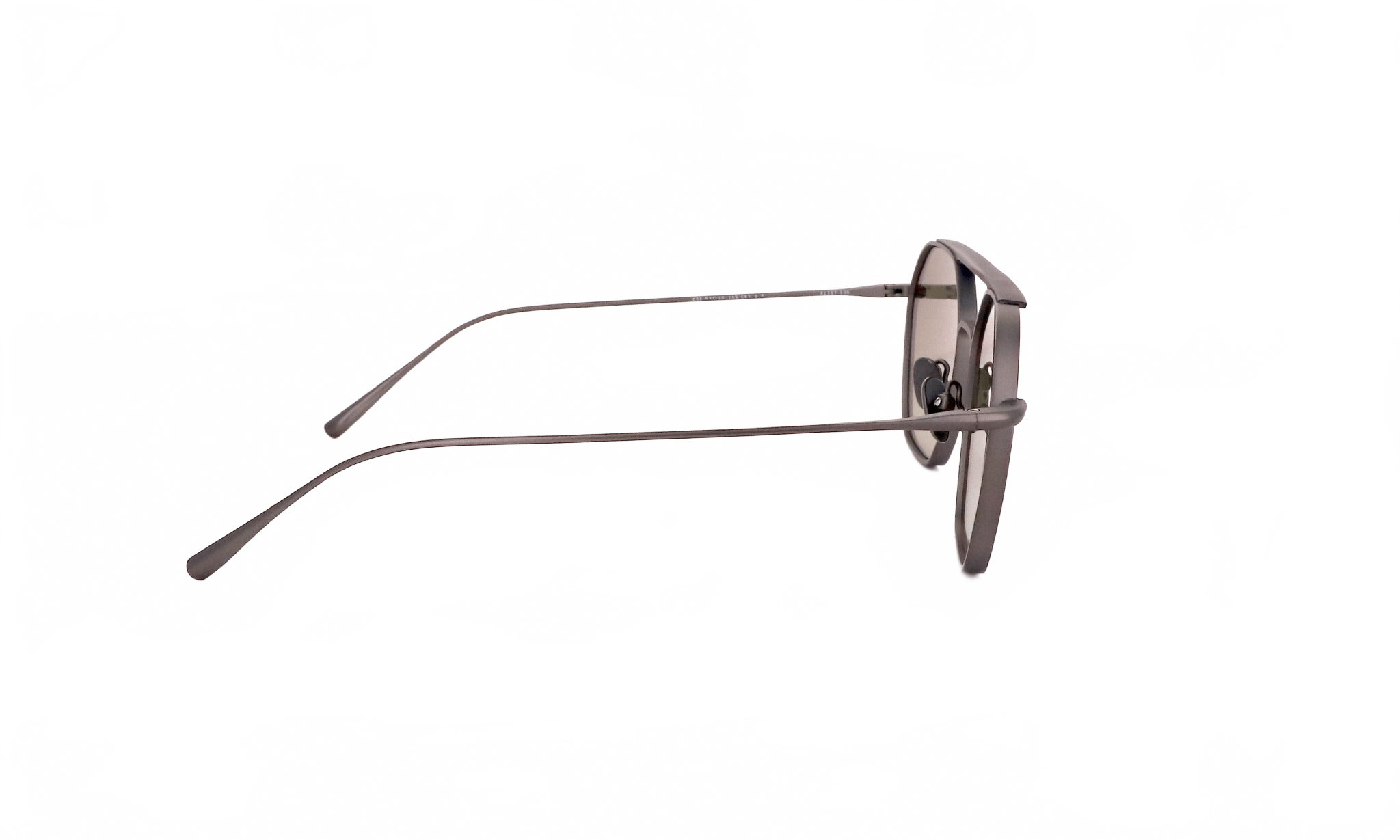 BRETT B ELIOT - Jorge Oculista