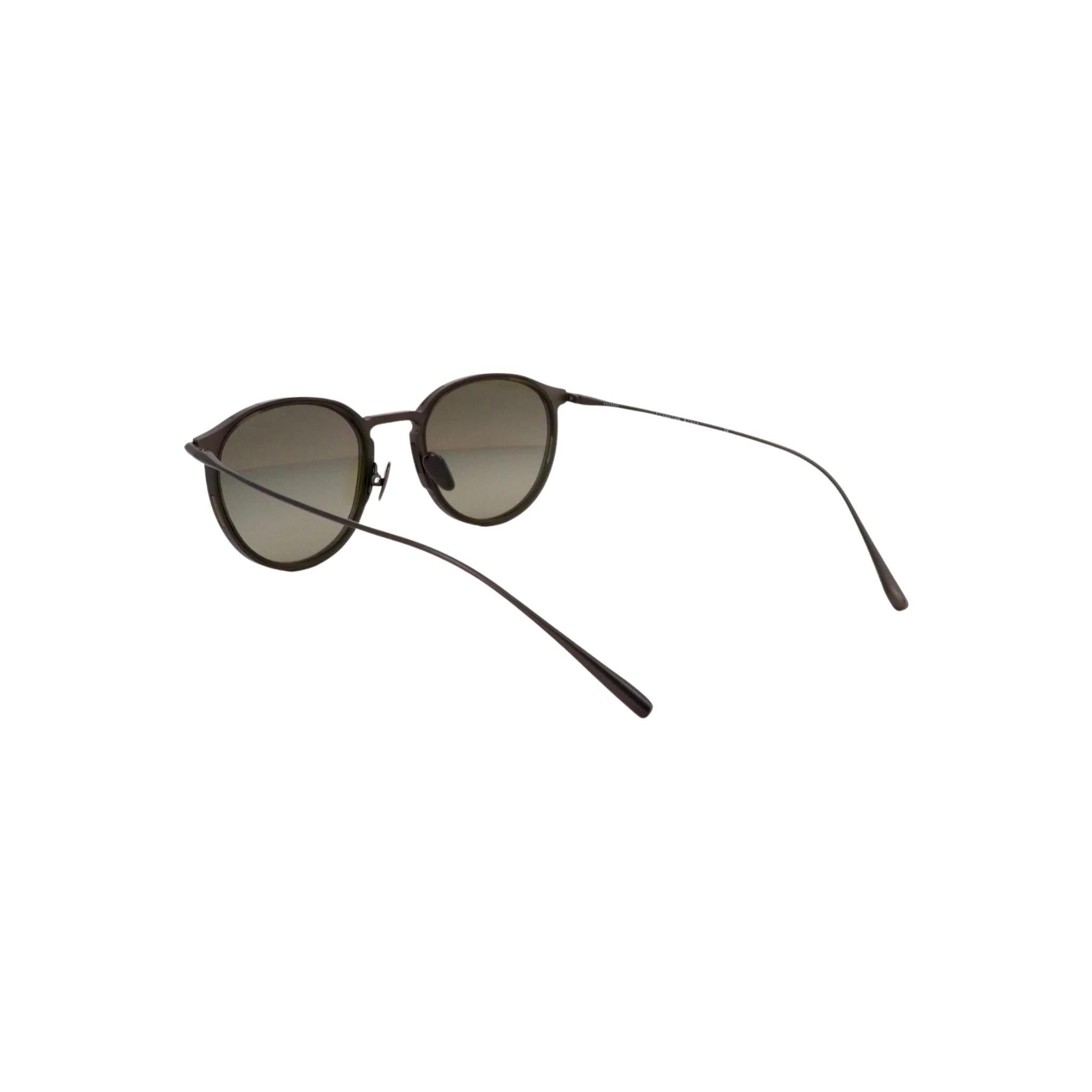 BRETT B MARIO - Jorge Oculista