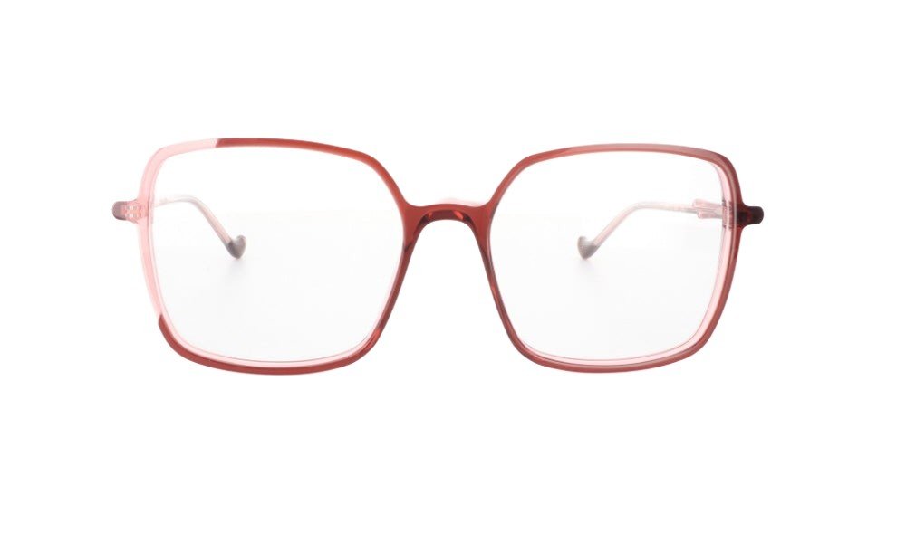 CAROLINE ABRAM CLAUDYA - Jorge Oculista