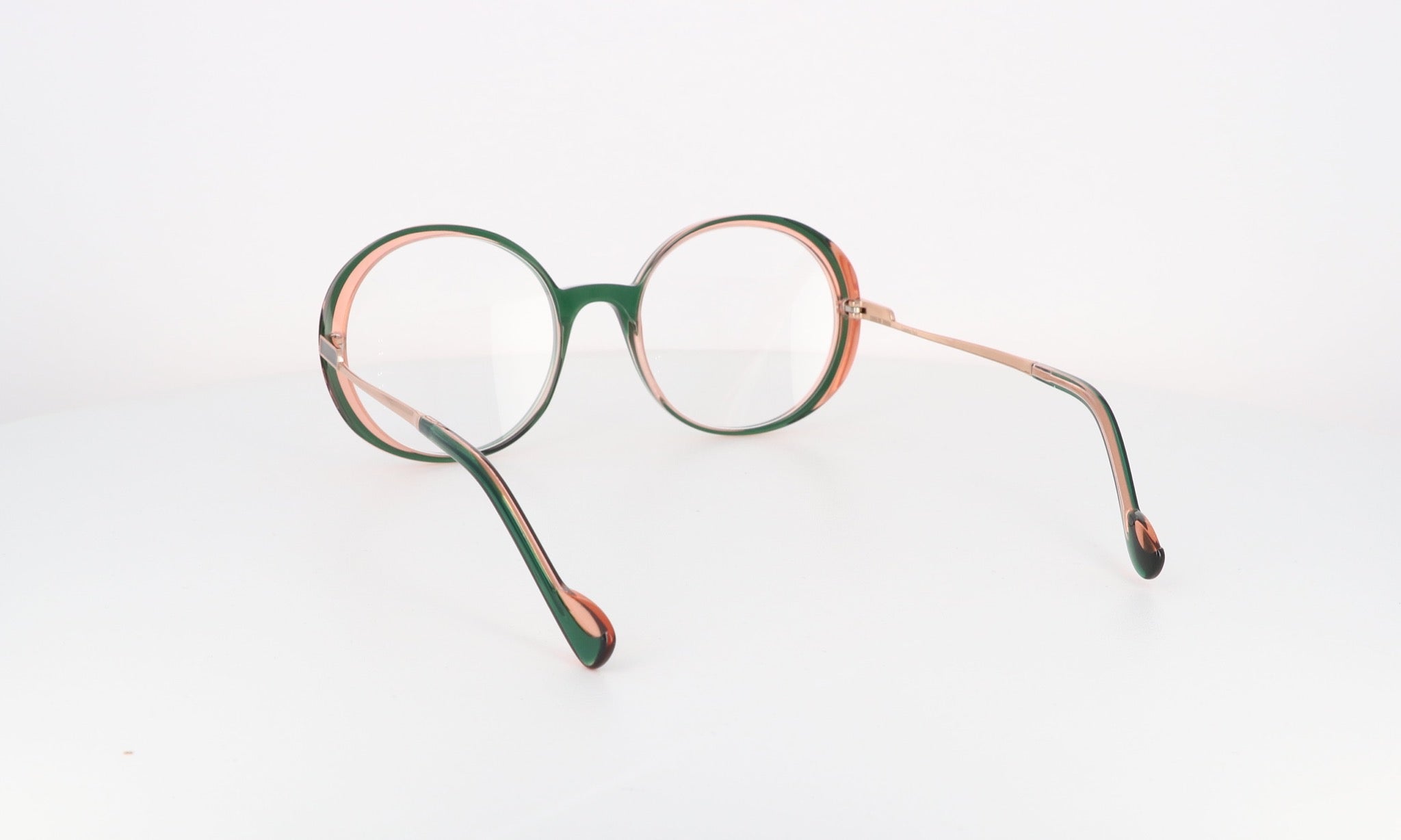 CAROLINE ABRAM IRIS - Jorge Oculista