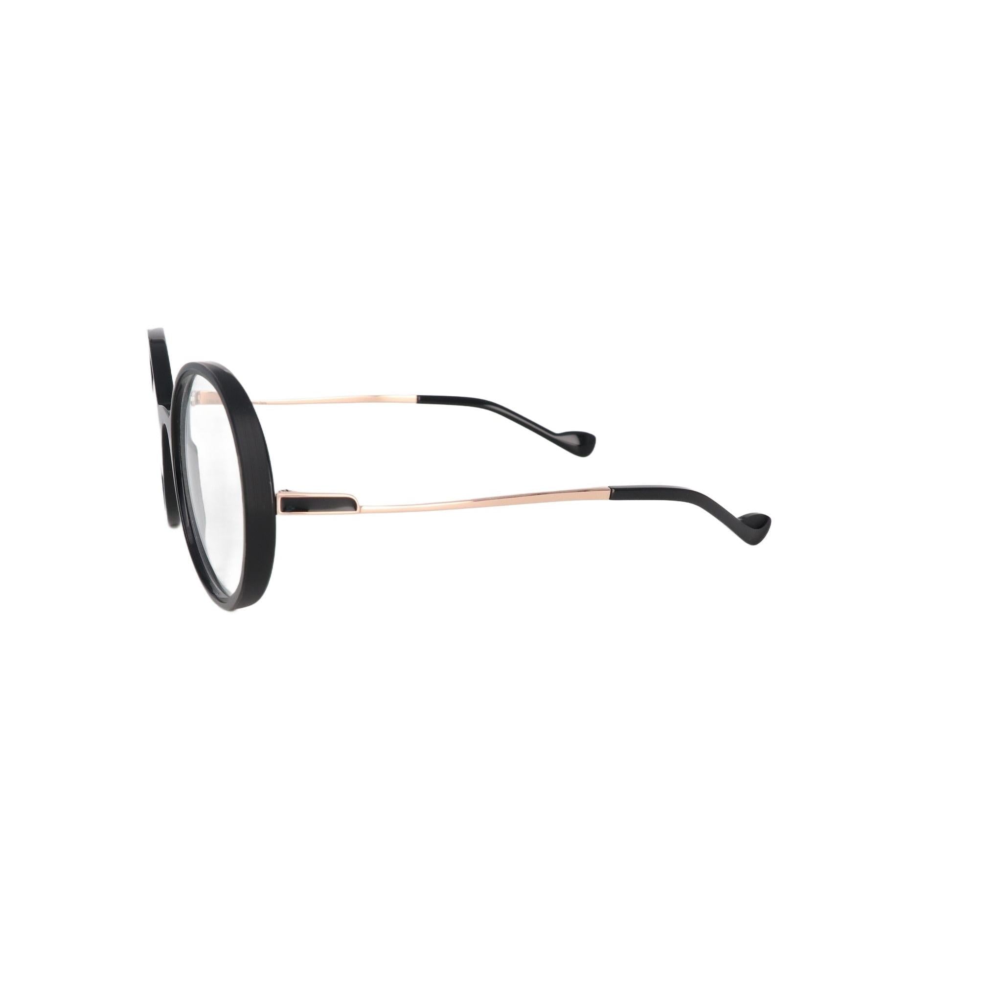 CAROLINE ABRAM IRIS - Jorge Oculista