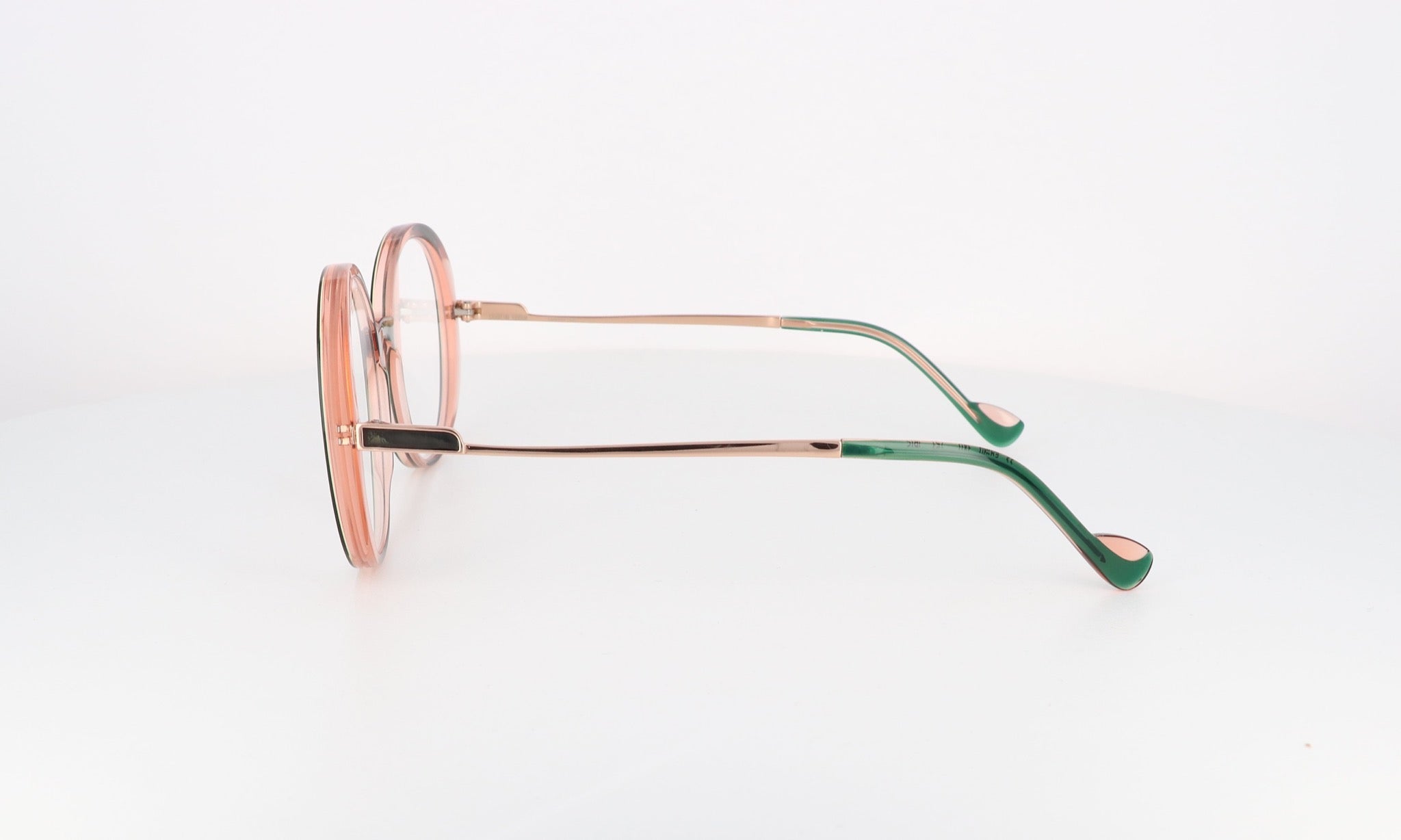 CAROLINE ABRAM IRIS - Jorge Oculista