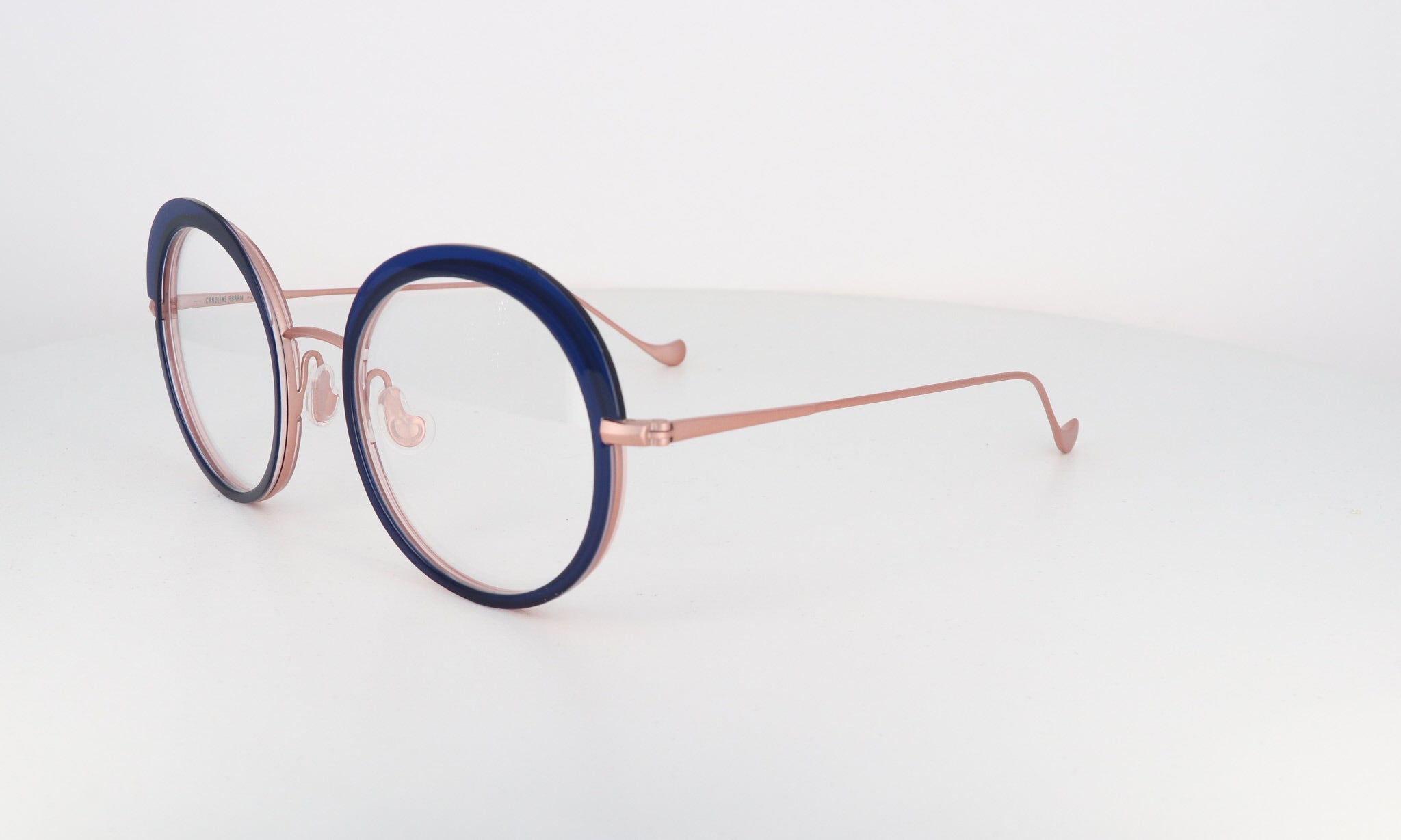 CAROLINE ABRAM WINNA - Jorge Oculista