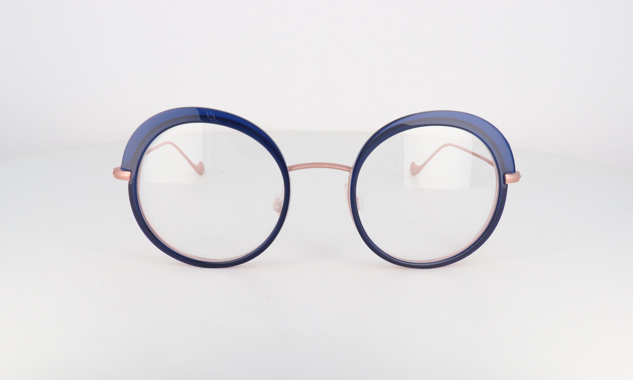 CAROLINE ABRAM WINNA - Jorge Oculista