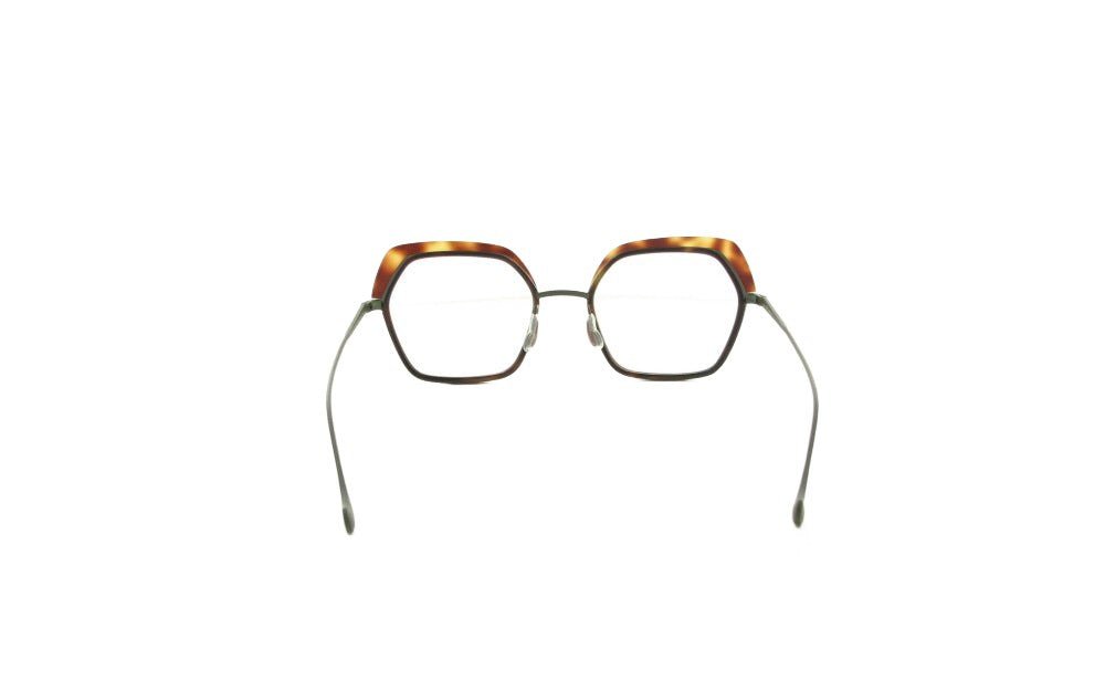 CAROLINE ABRAM WRY - Jorge Oculista