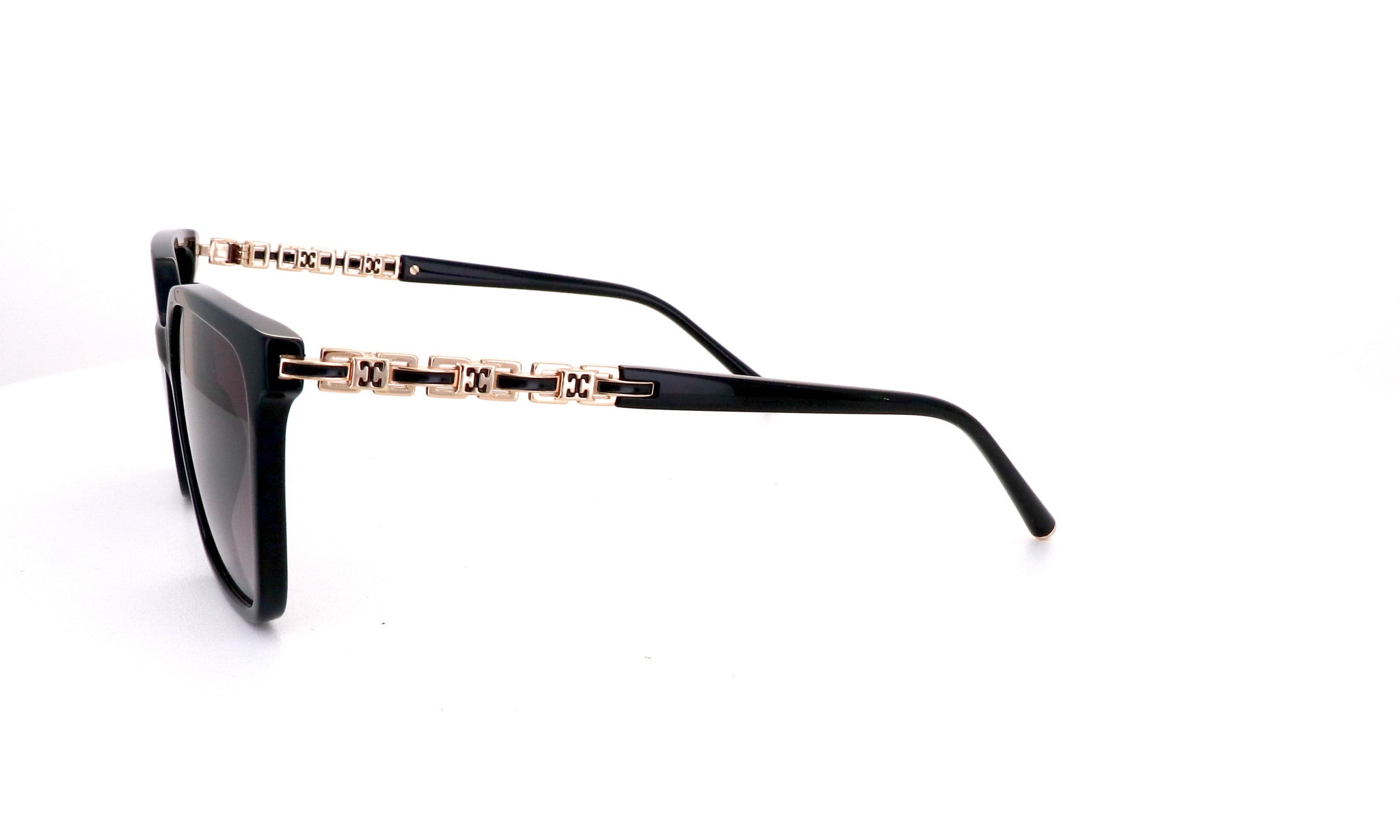 ESCADA SES D96 - Jorge Oculista