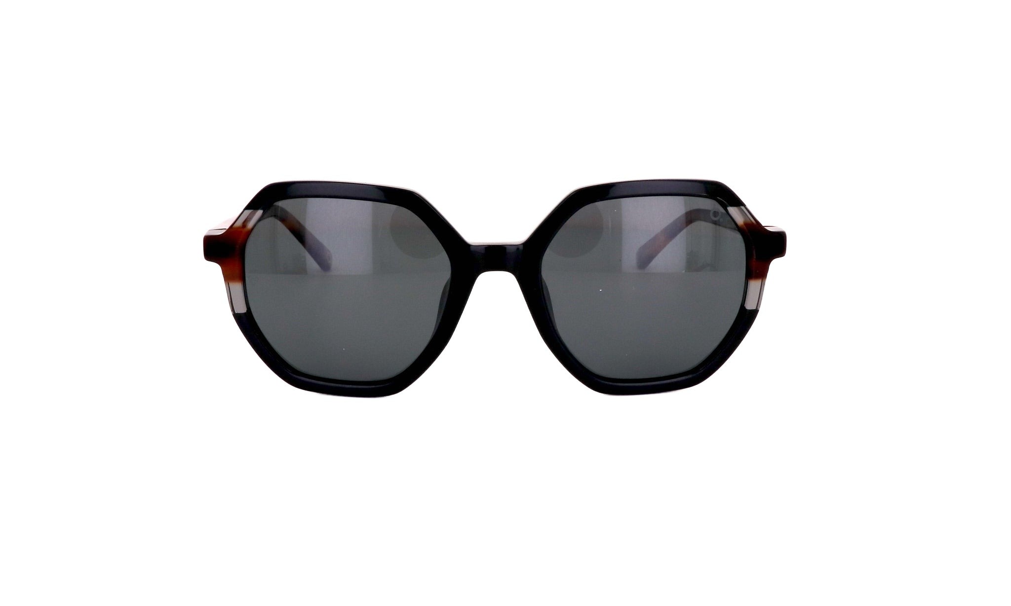 ETNIA BARCELONA HORTA - Jorge Oculista