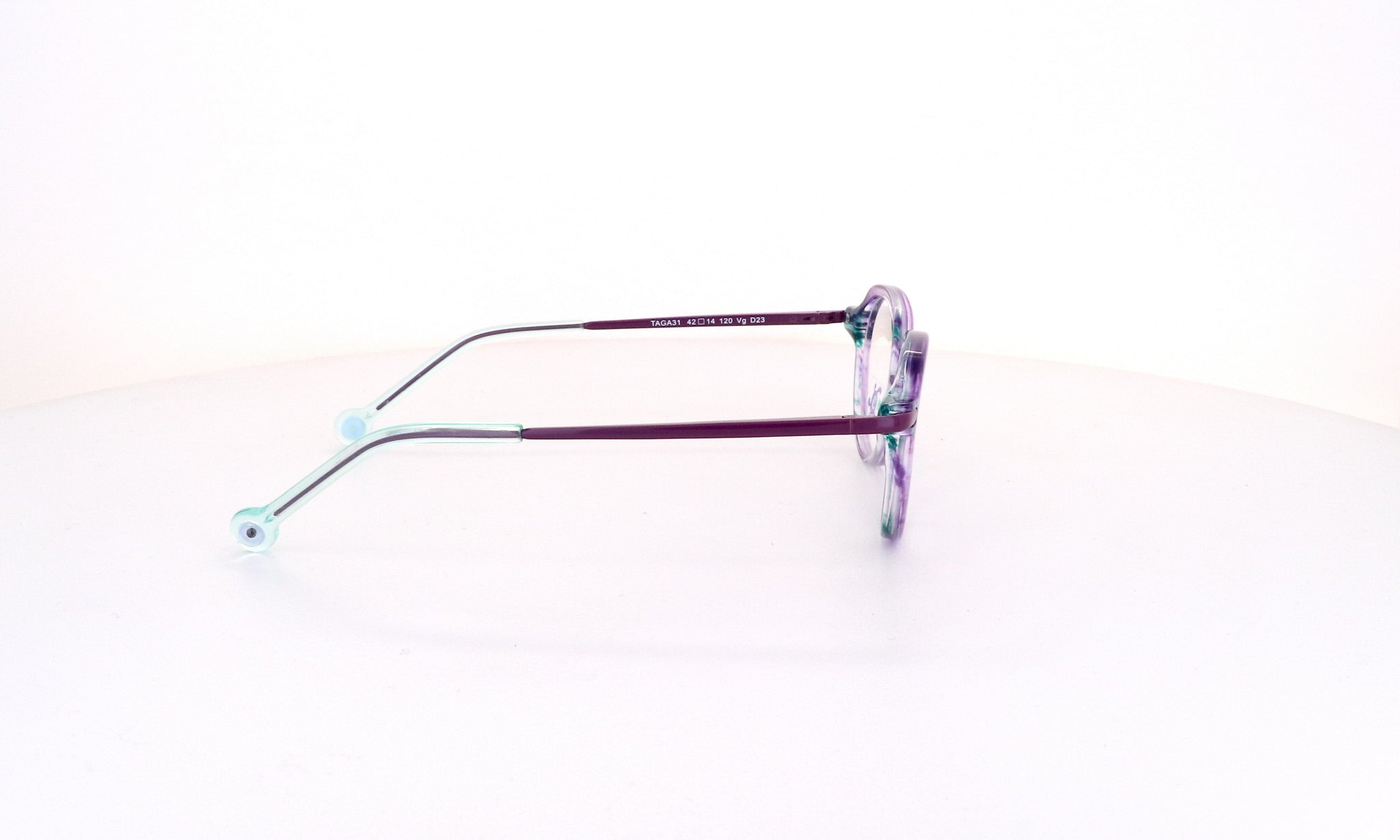 KARAVAN KK TAGA31 - Jorge Oculista