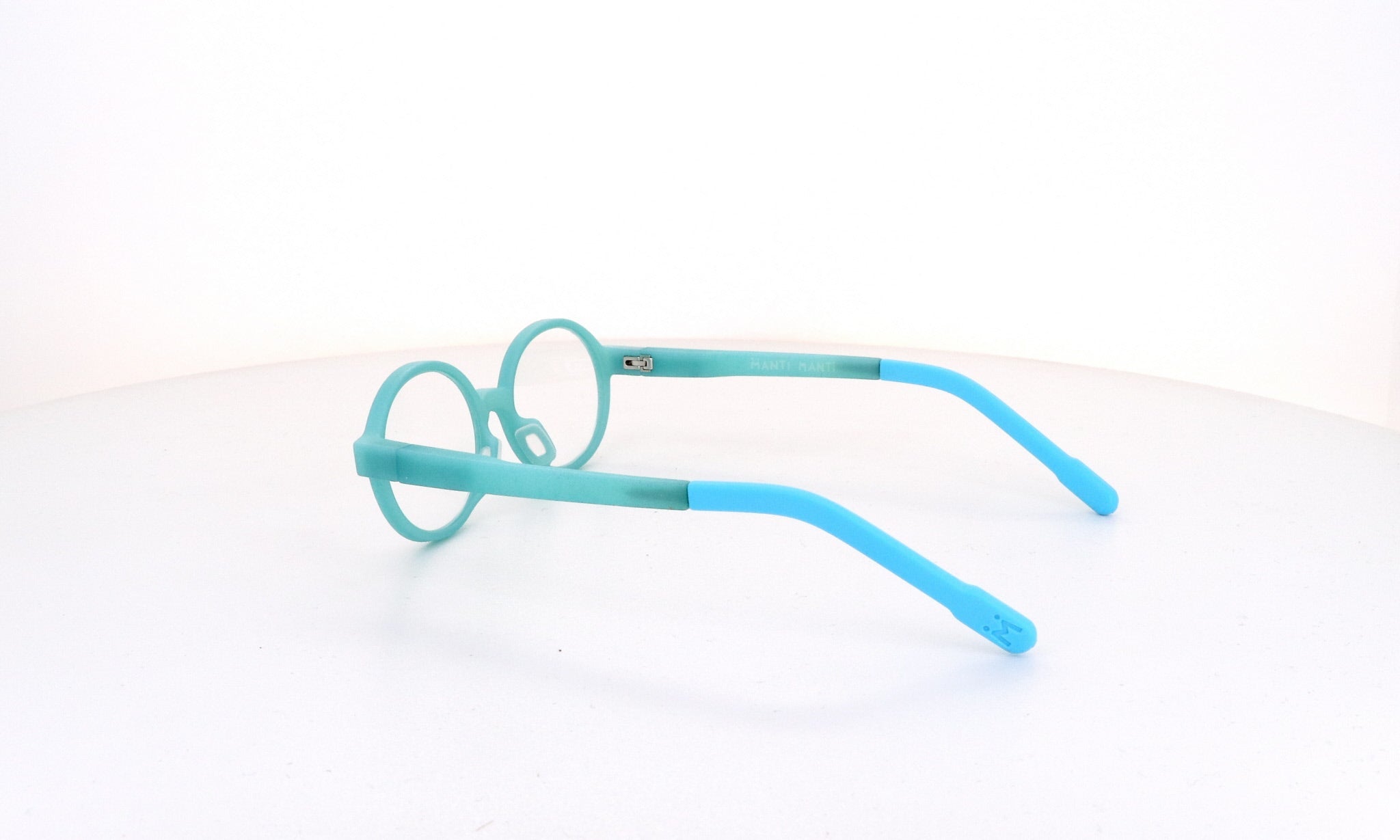 MANTI MANTI THEO - Jorge Oculista