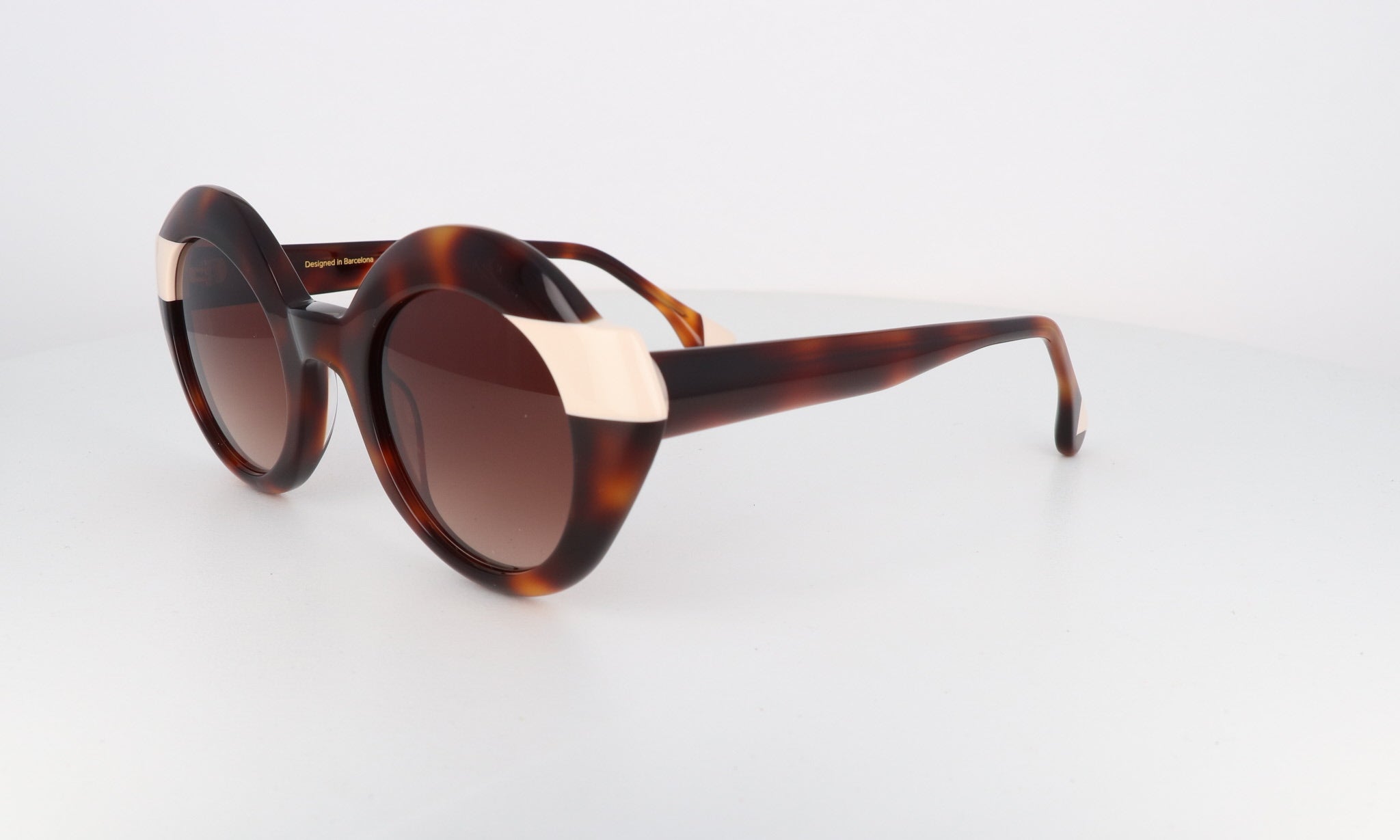 WOODYS BETH - Jorge Oculista