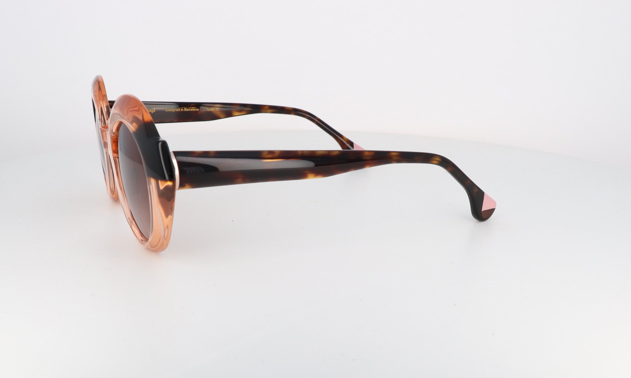 WOODYS BETH - Jorge Oculista