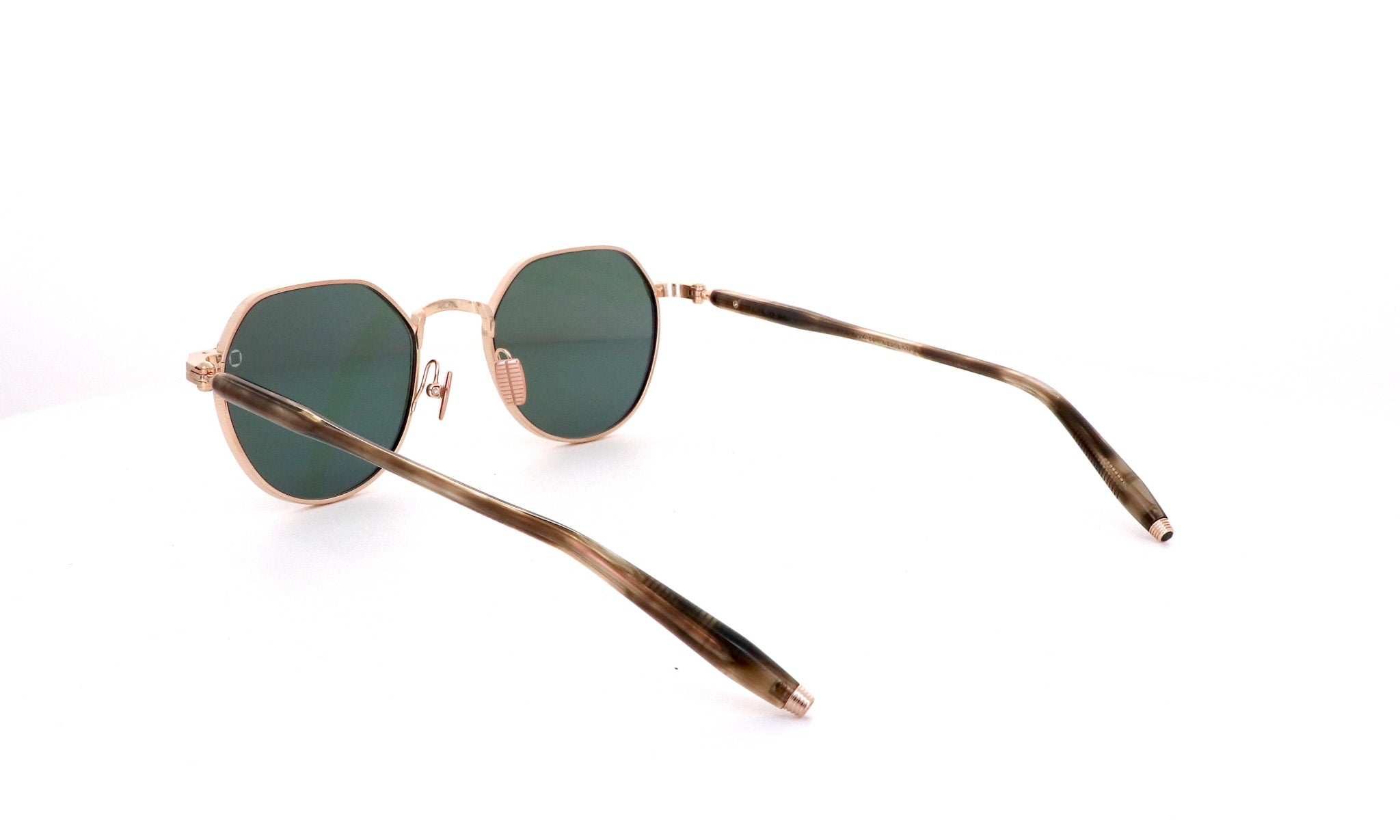 AKONI AK THEMIS - Jorge Oculista