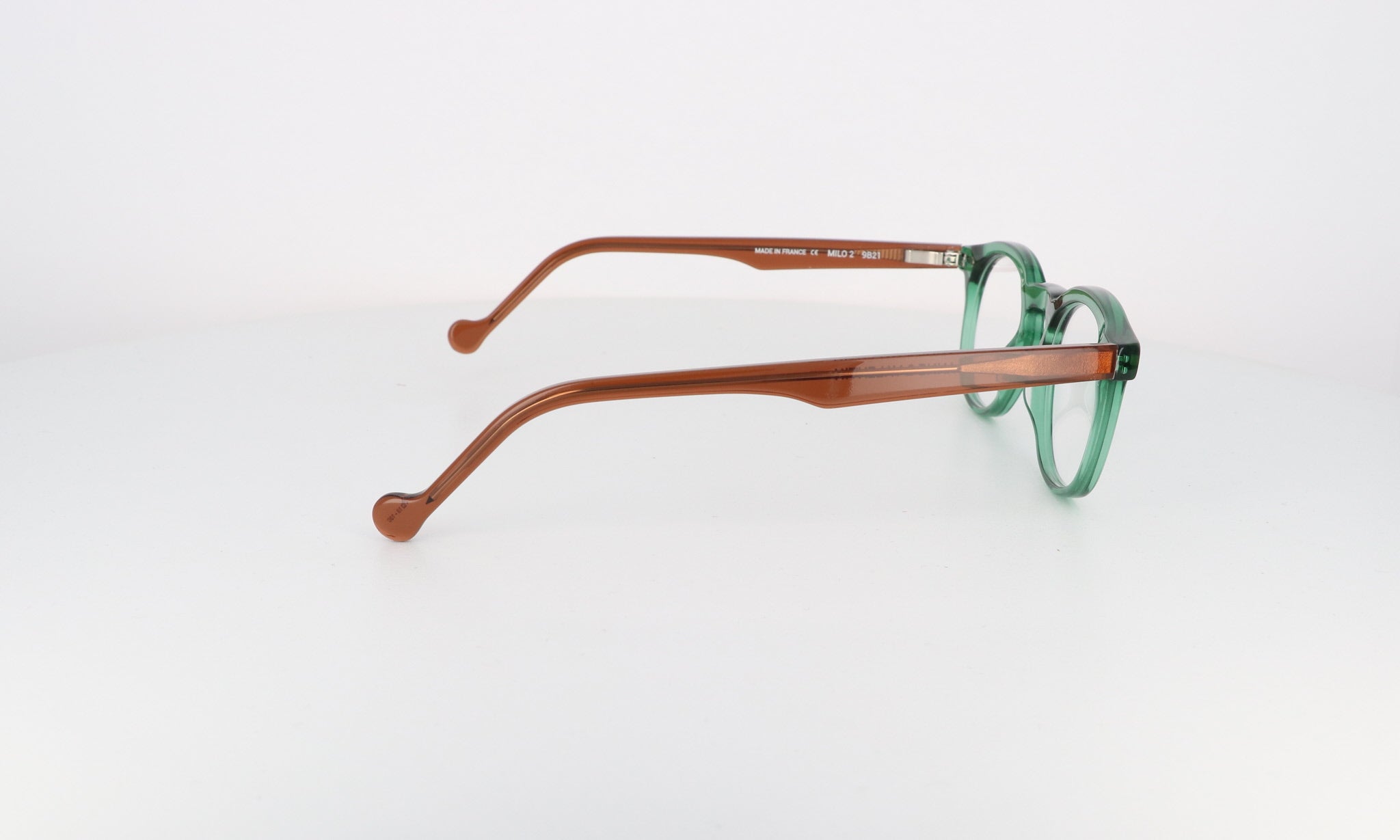 ANNE & VALENTIN AV MILO 2 - Jorge Oculista