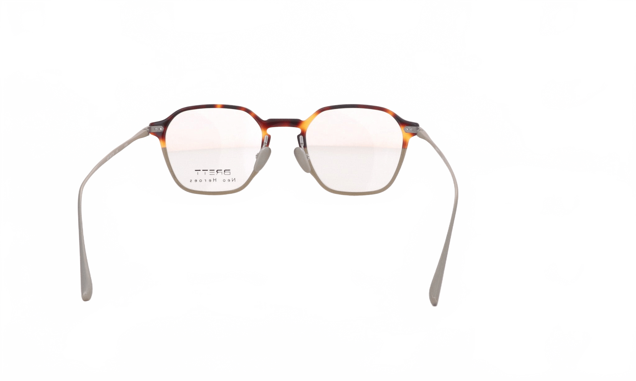 BRETT B ASTON - Jorge Oculista