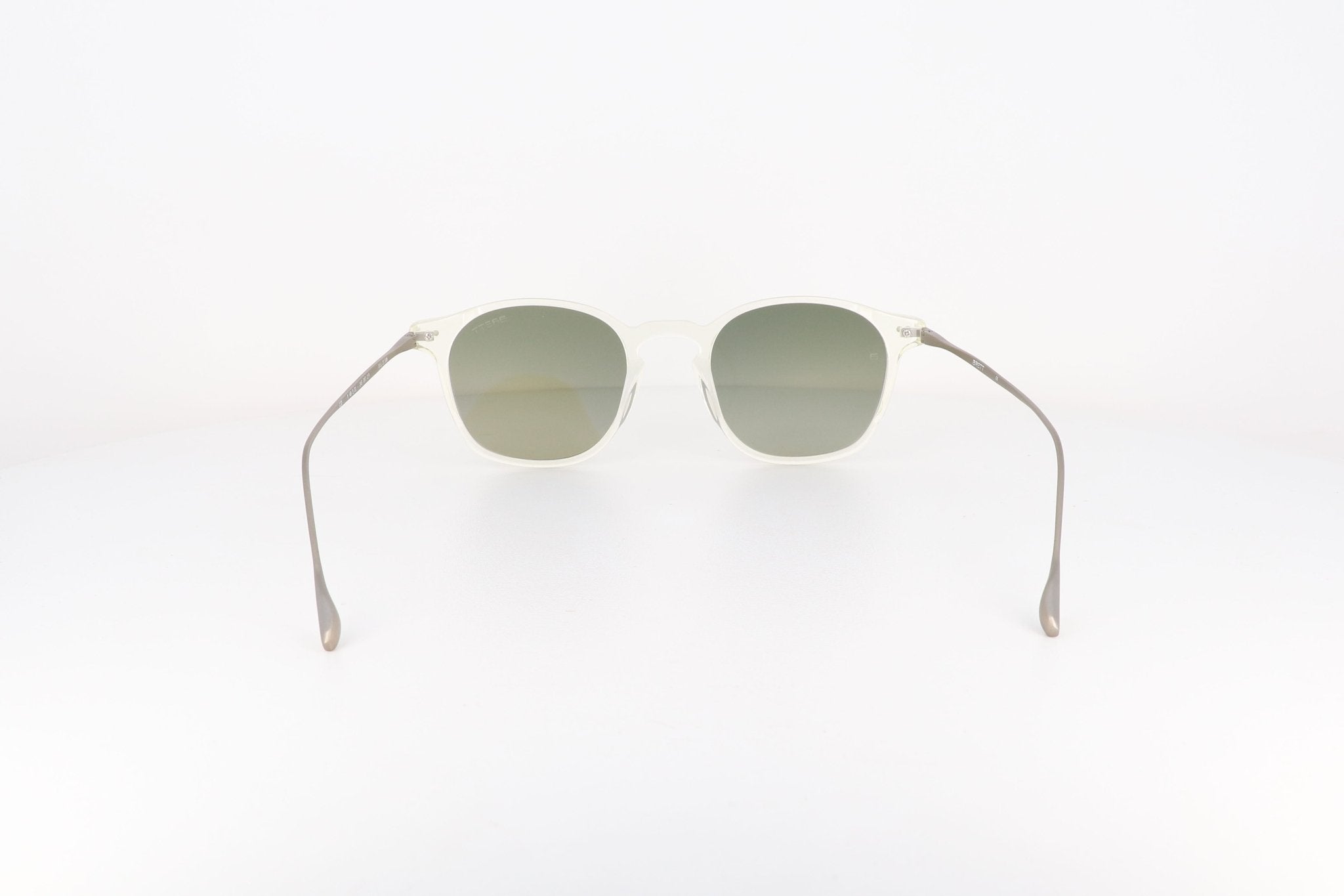 BRETT B BILL - Jorge Oculista