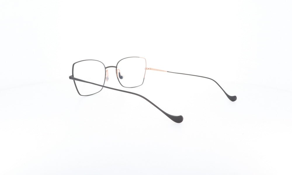 CAROLINE ABRAM VAITEA - Jorge Oculista