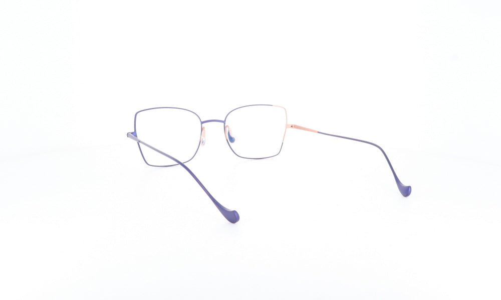 CAROLINE ABRAM VAITEA - Jorge Oculista