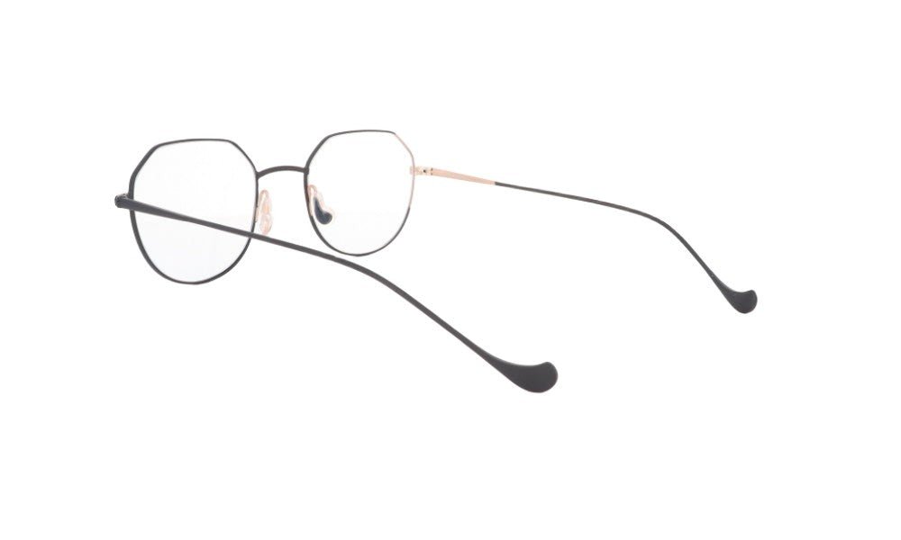 CAROLINE ABRAM VIYAN - Jorge Oculista