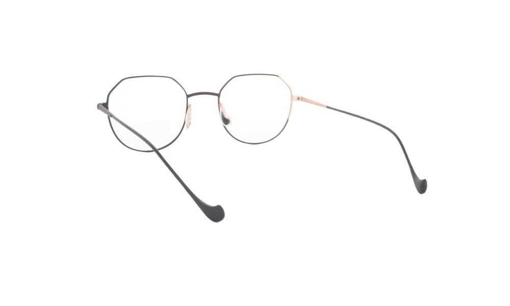 CAROLINE ABRAM VIYAN - Jorge Oculista