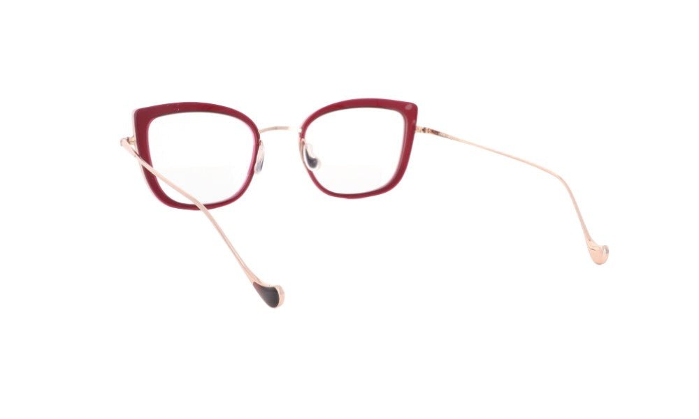 CAROLINE ABRAM WANDA - Jorge Oculista