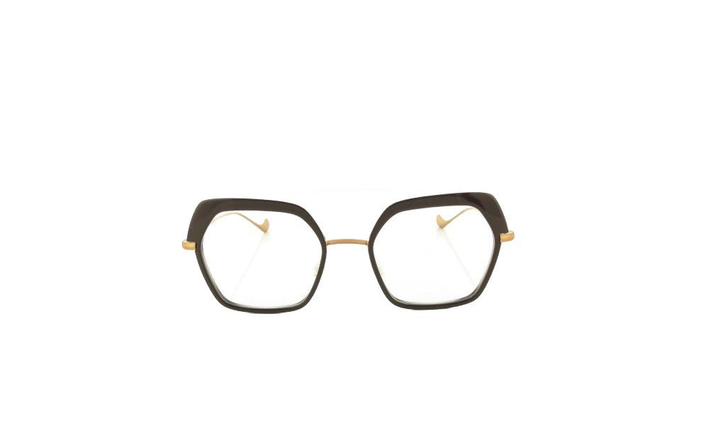 CAROLINE ABRAM WRY - Jorge Oculista