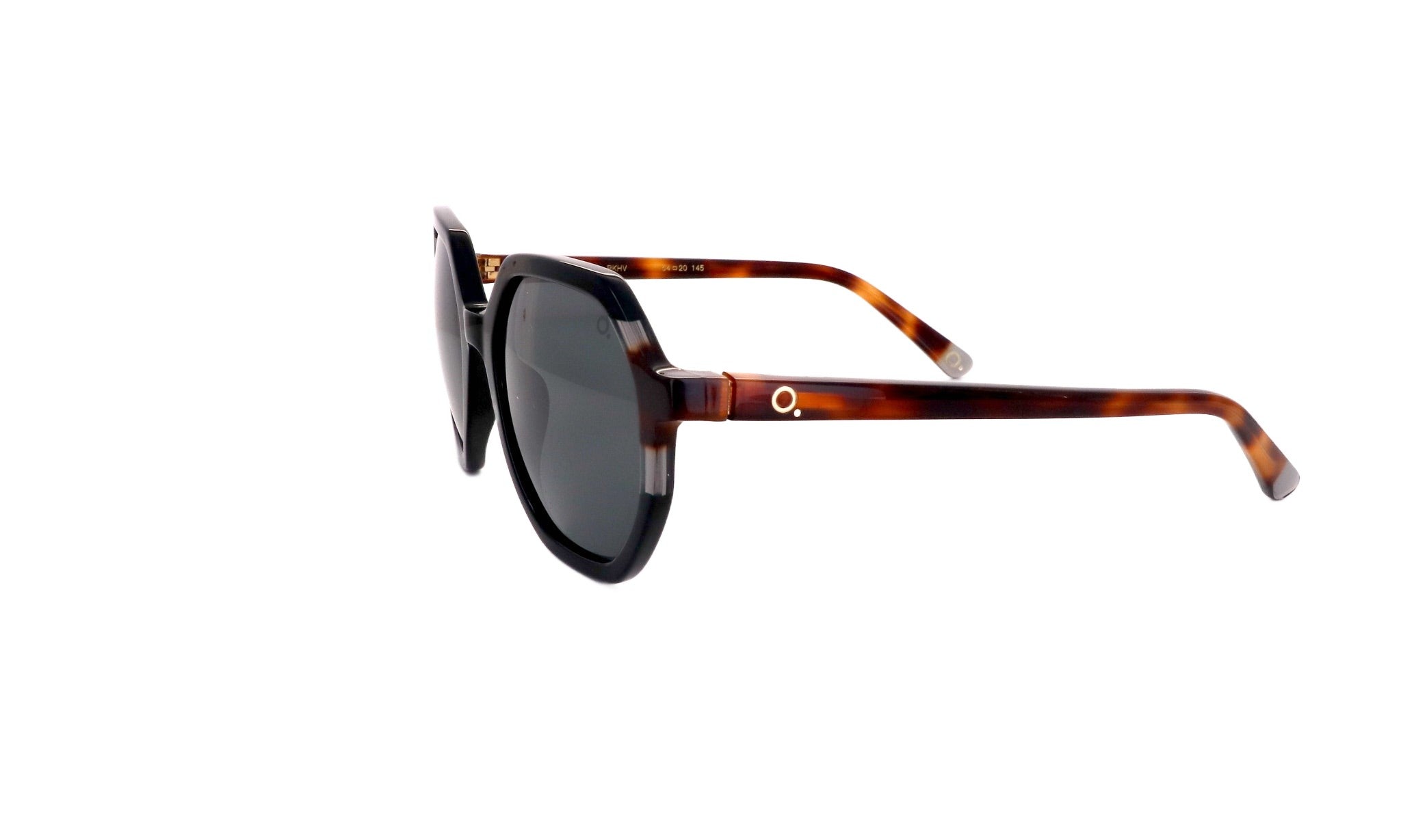 ETNIA BARCELONA HORTA - Jorge Oculista