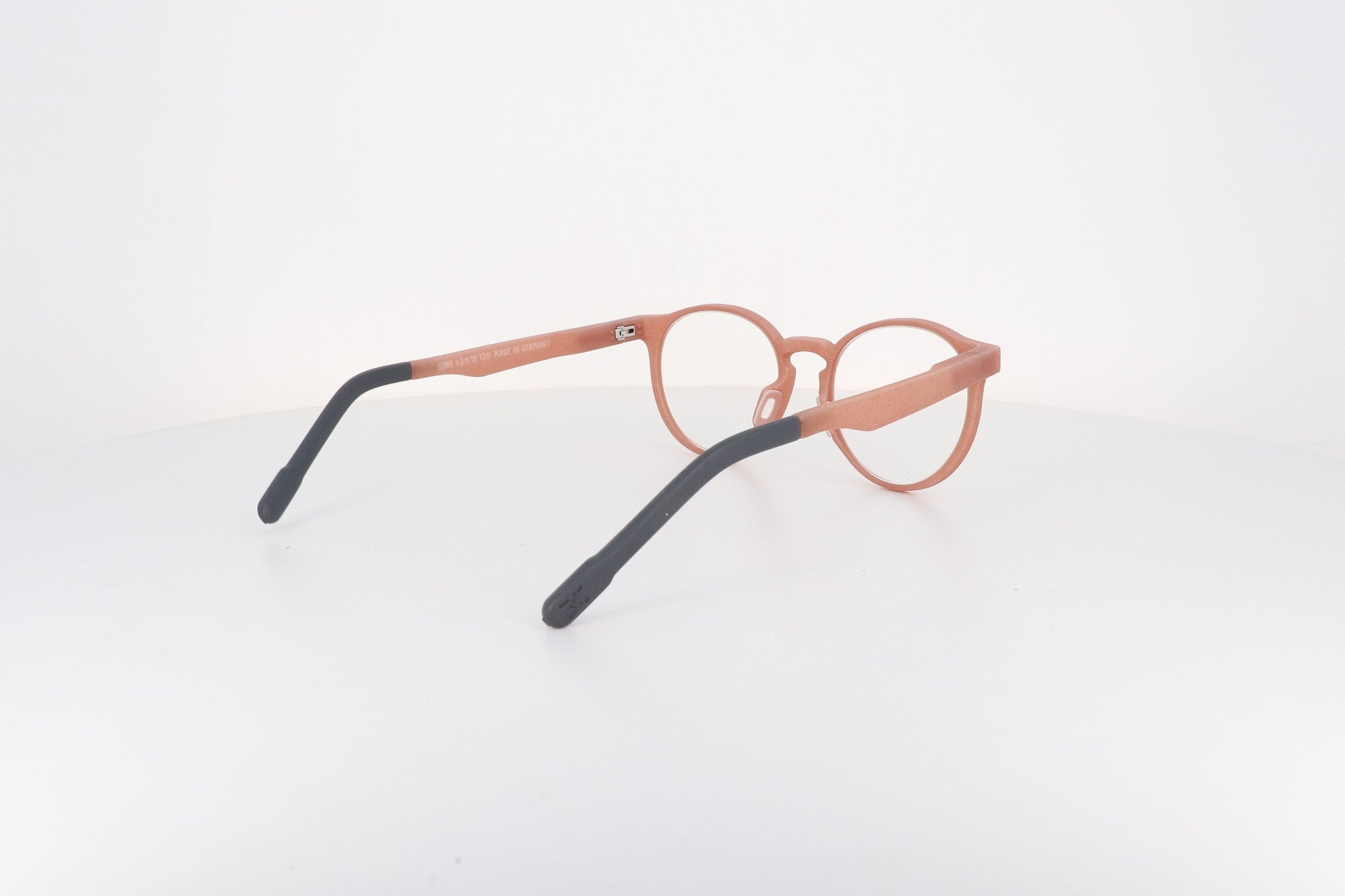 MANTI MANTI SUSE - Jorge Oculista