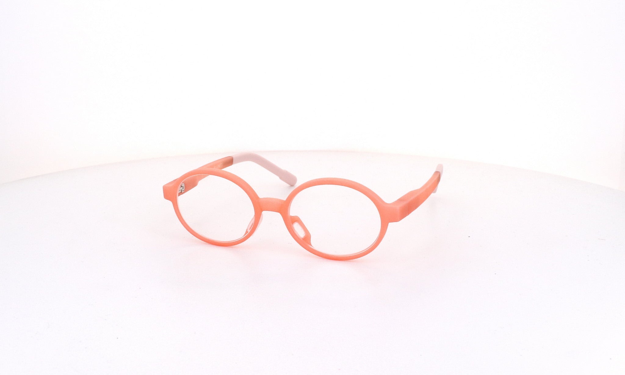 MANTI MANTI THEO - Jorge Oculista