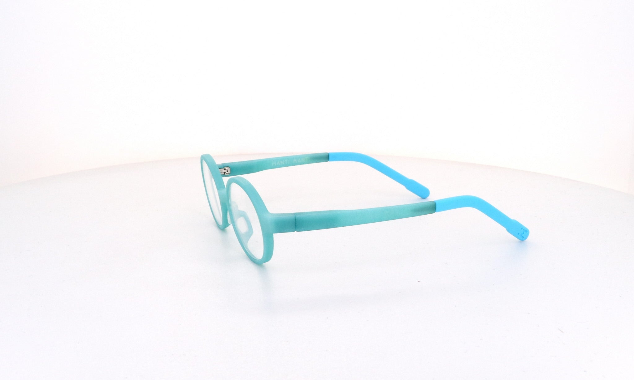 MANTI MANTI THEO - Jorge Oculista