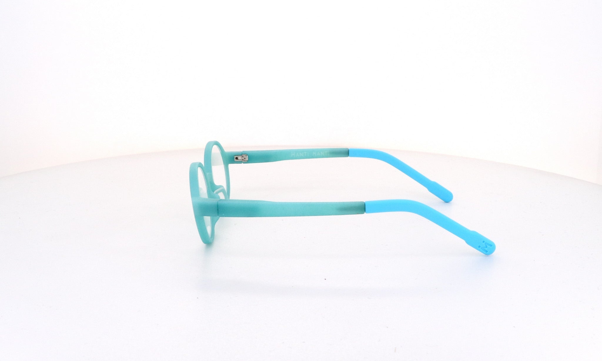 MANTI MANTI THEO - Jorge Oculista