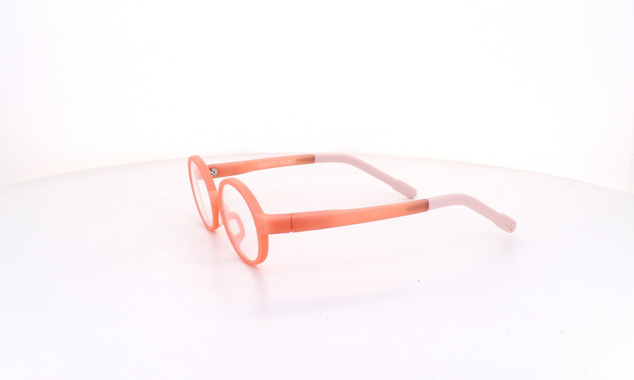 MANTI MANTI THEO - Jorge Oculista