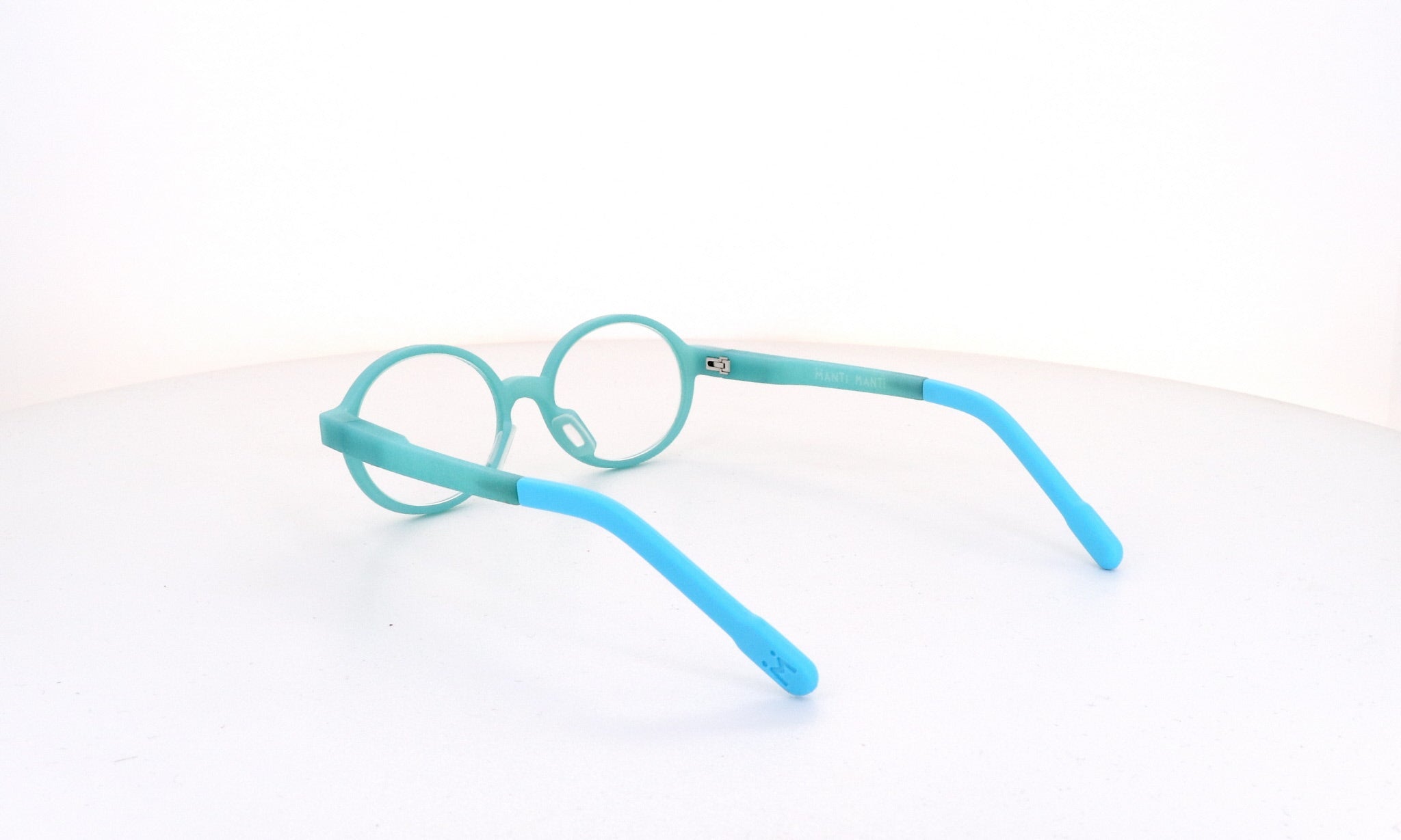 MANTI MANTI THEO - Jorge Oculista