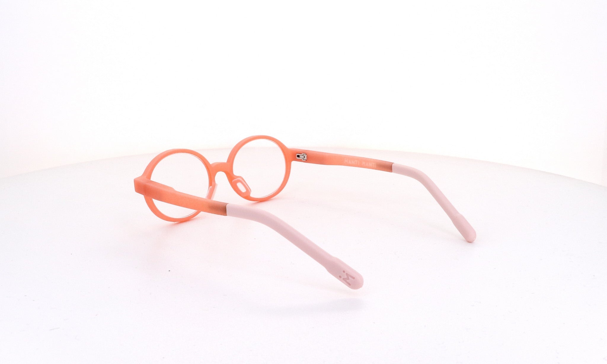 MANTI MANTI THEO - Jorge Oculista