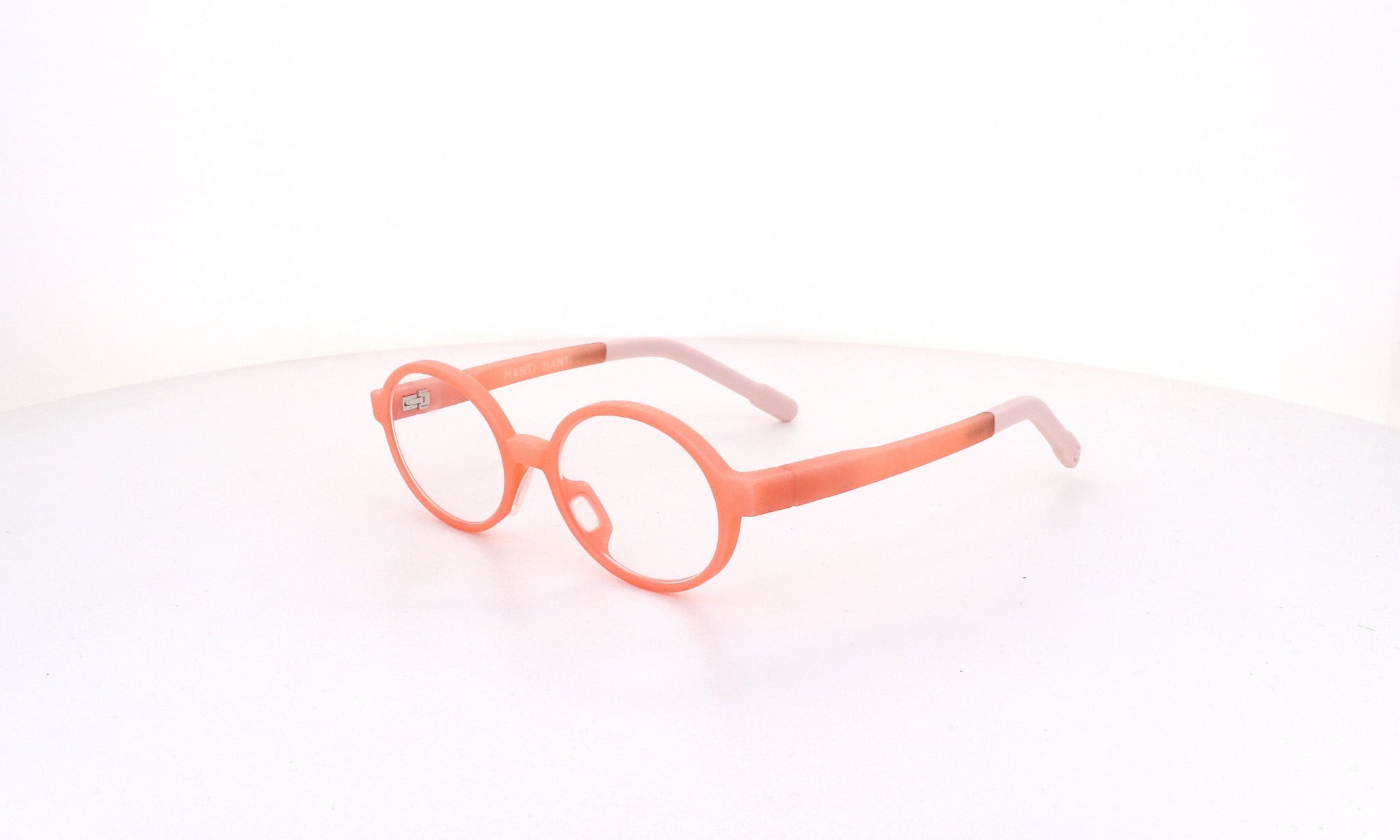 MANTI MANTI THEO - Jorge Oculista