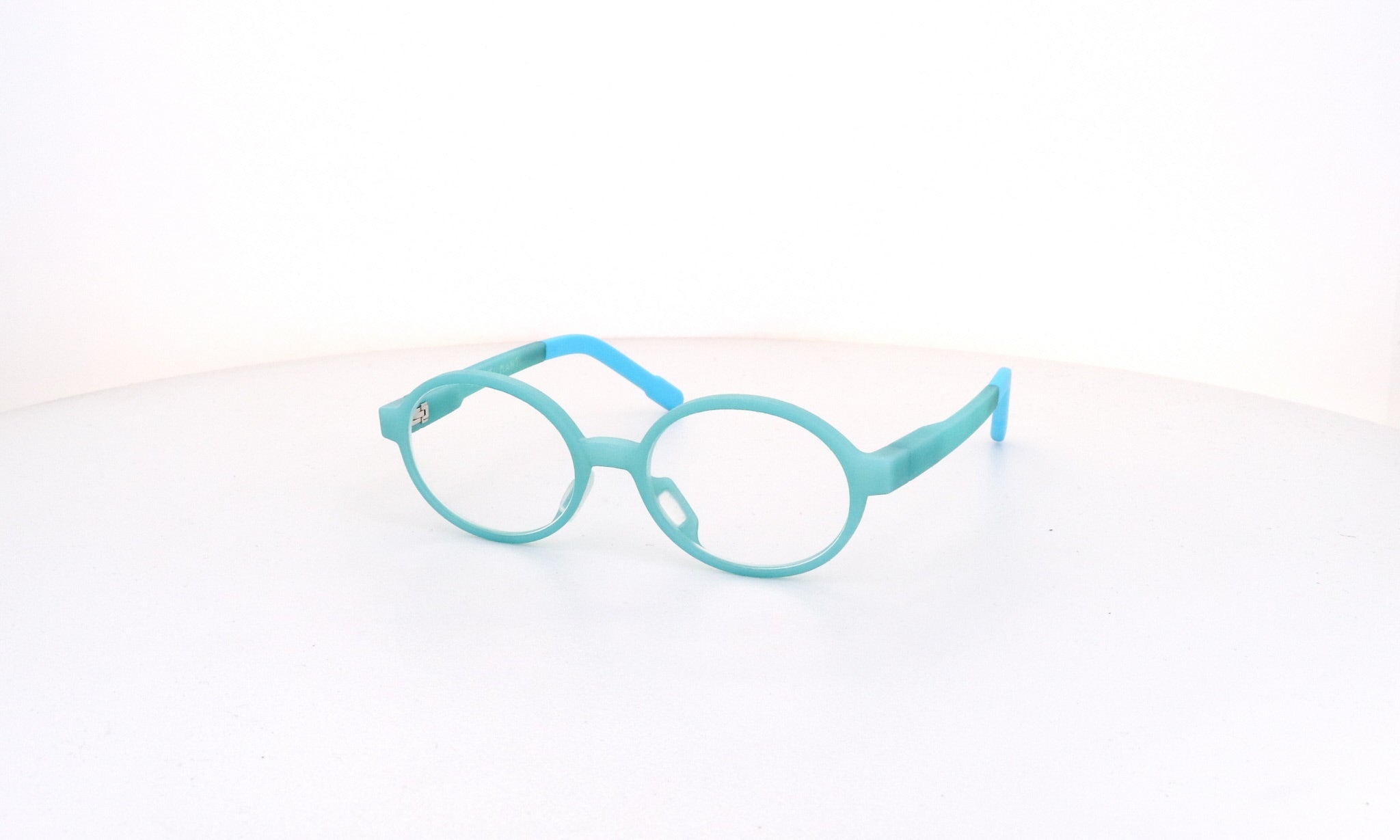 MANTI MANTI THEO - Jorge Oculista